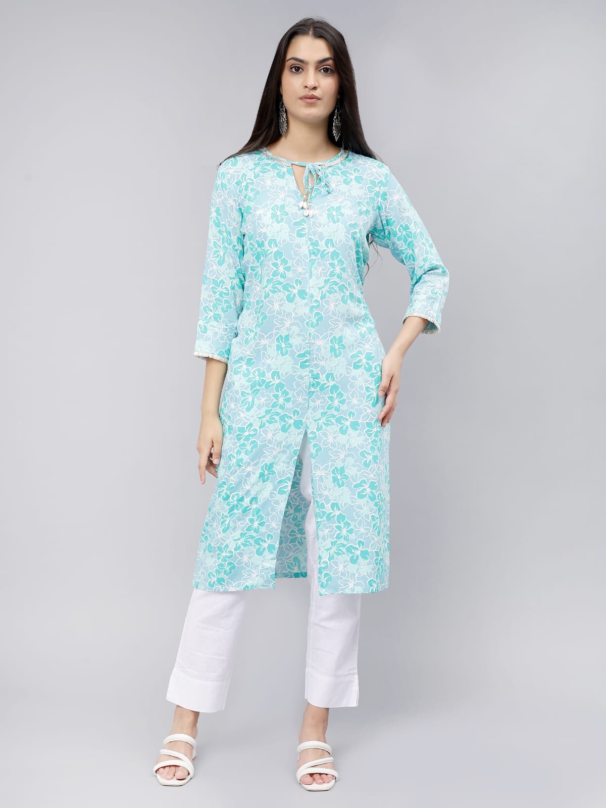 Blue floral print kurti Round neck with dori