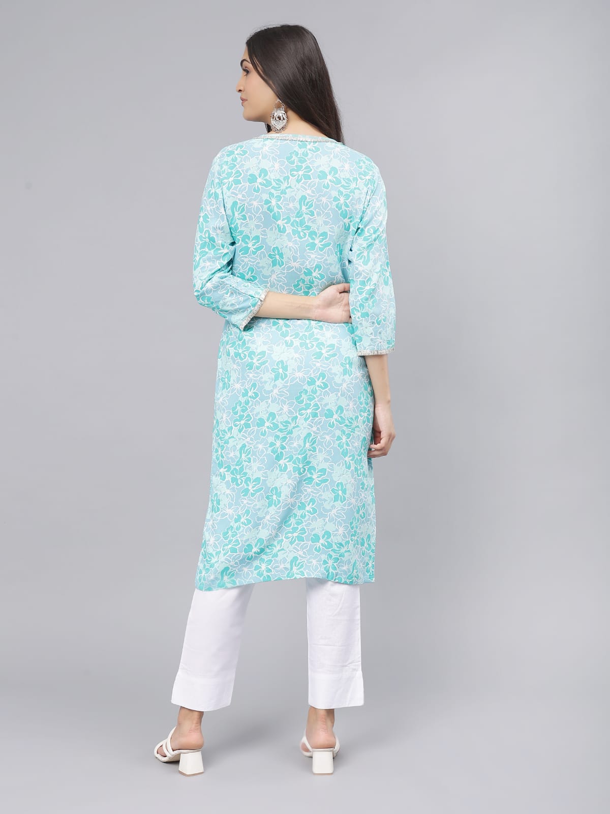 Blue floral print kurti Round neck with dori