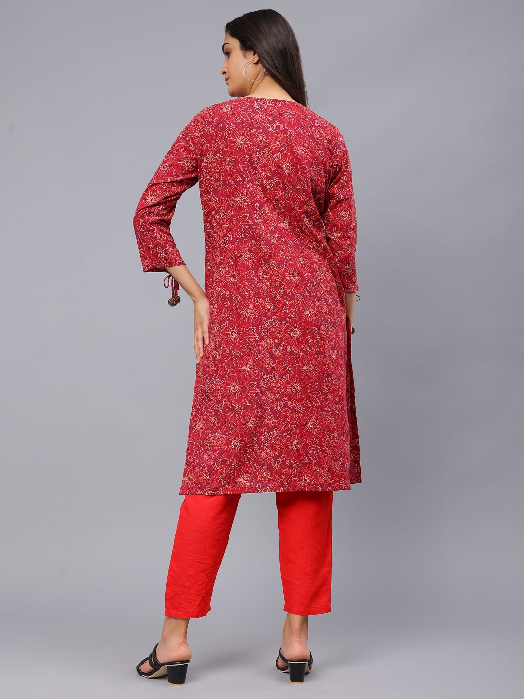 Maroon cotton printed kurti Key hole neck with metal button